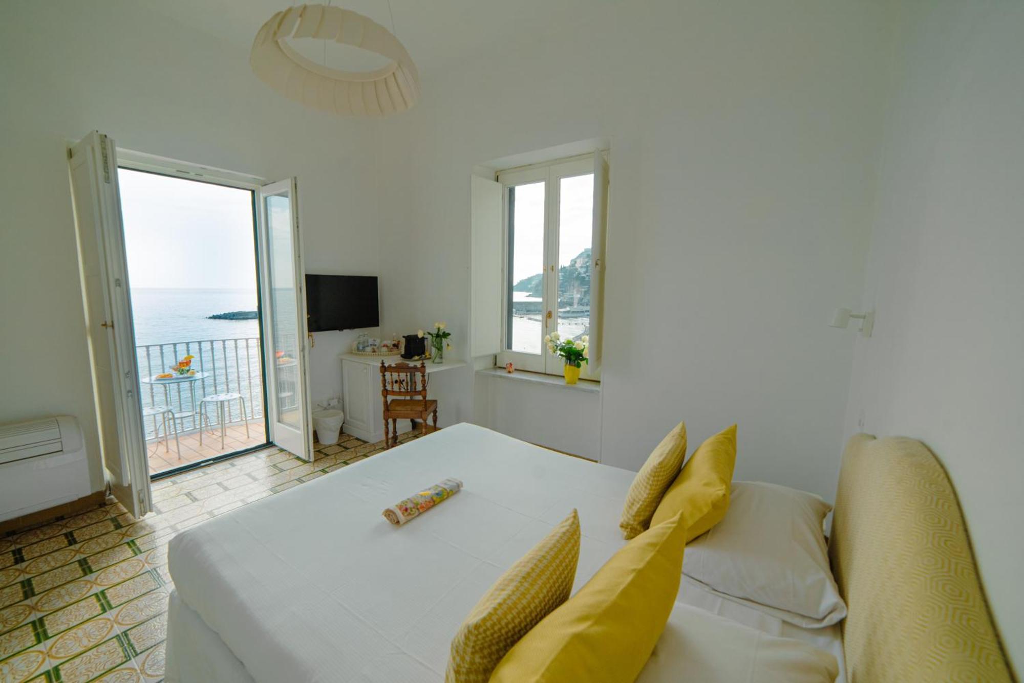 Dimore De Luca- Sea View Amalfi Exteriör bild