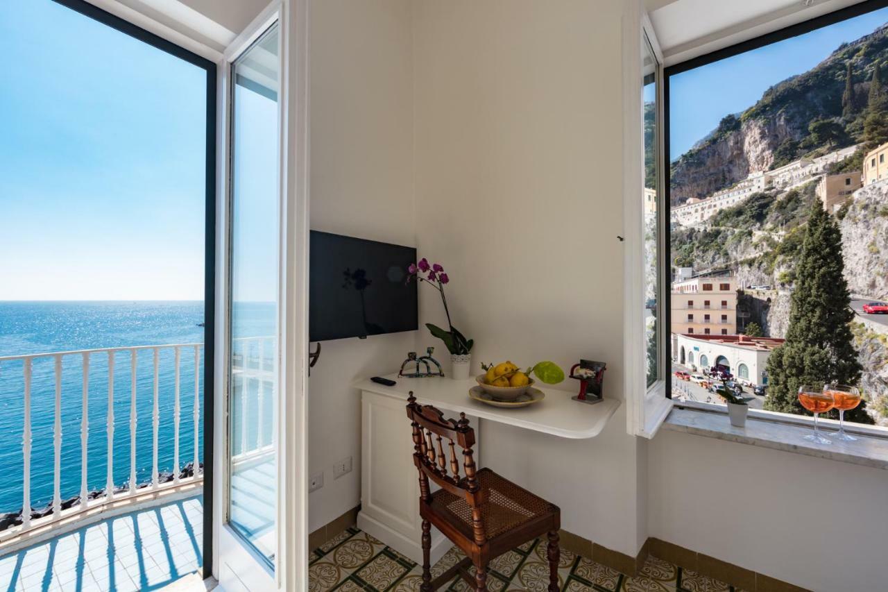 Dimore De Luca- Sea View Amalfi Exteriör bild
