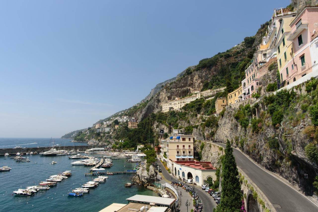 Dimore De Luca- Sea View Amalfi Exteriör bild